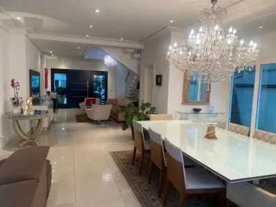 Casa de Condomínio com 4 Quartos à venda, 350m² no Alphaville, Santana de Parnaíba
