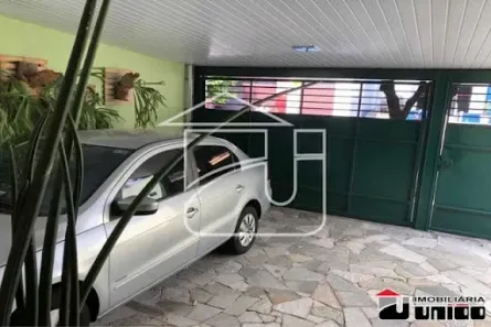 Casa com 4 Quartos à venda, 140m² no Marília, Marília
