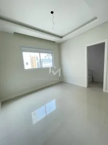 Apartamento com 4 Quartos à venda, 180m² no Meia Praia, Itapema