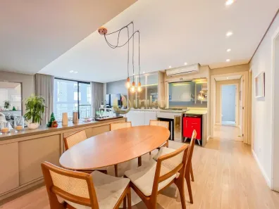 Apartamento com 3 Quartos à venda, 121m² no Água Verde, Curitiba