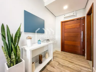 Sobrado com 3 Quartos à venda, 160m² no São João, Itajaí
