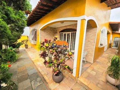 Casa com 3 Quartos à venda, 300m² no Ipiranga, Belo Horizonte