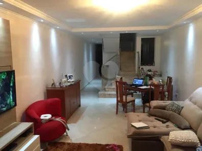Sobrado com 3 Quartos à venda, 200m² no Alto da Boa Vista, Mogi das Cruzes
