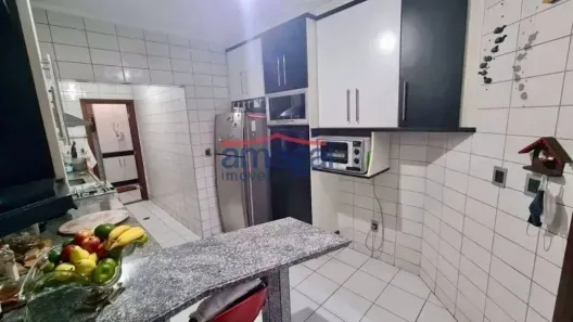 Apartamento com 3 Quartos para alugar, 338m² no Jardim Pereira do Amparo, Jacareí