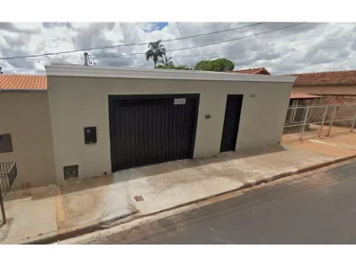 Casa com 1 Quarto à venda, 233m² no Ipê Amarelo, Frutal