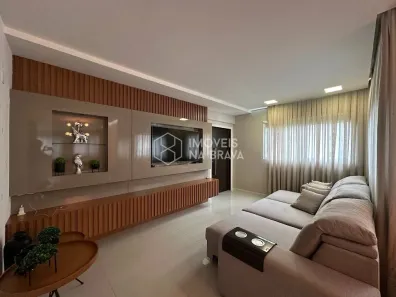 Apartamento com 3 Quartos para alugar, 138m² no Centro, Balneário Camboriú