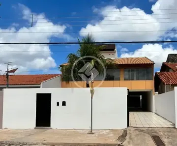 Casa com 3 Quartos para alugar, 500m² no Jardim Itália, Cuiabá