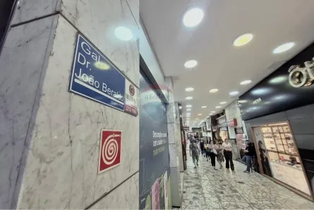 Ponto Comercial para alugar, 50m² no Centro, Juiz de Fora