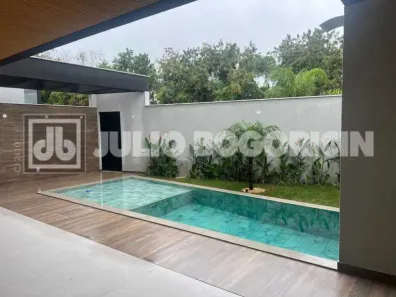 Casa de Condomínio com 5 Quartos à venda, 440m² no Recreio dos Bandeirantes, Rio de Janeiro