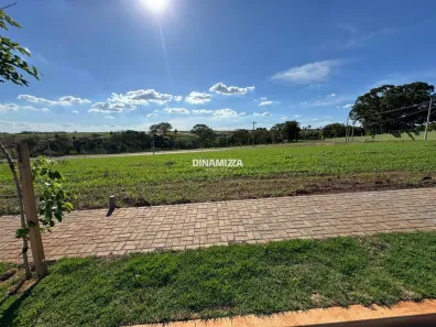 Lote/Terreno à venda, 300m² no Recreio dos Bandeirantes, Uberaba