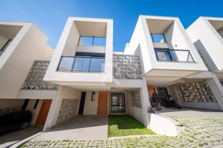 Casa com 3 Quartos à venda, 176m² no Mercês, Curitiba