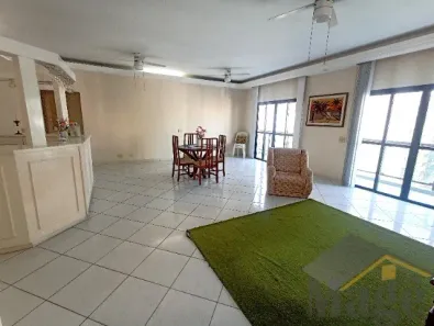 Apartamento com 3 Quartos à venda, 190m² no Pitangueiras, Guarujá