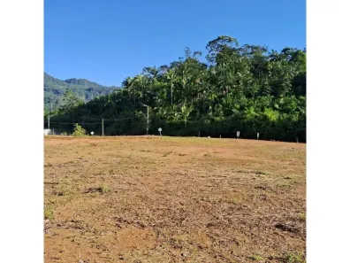 à venda, 1590m² no Rodeio 12, Rodeio