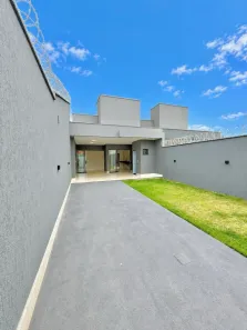 Casa com 3 Quartos à venda, 115m² no Jardim das Oliveiras, Senador Canedo