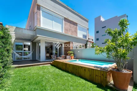 Casa com 4 Quartos à venda, 170m² no Canto Grande, Bombinhas