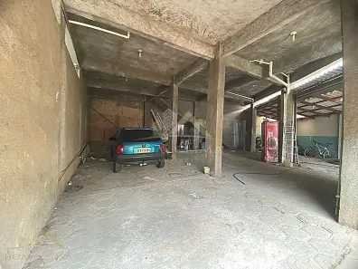 Galpão/Depósito/Armazém para alugar, 350m² no Democrata, Juiz de Fora