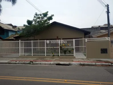 Casa com 4 Quartos à venda, 204m² no Canasvieiras, Florianópolis