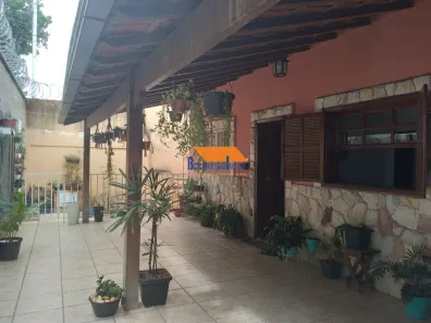 Casa com 4 Quartos à venda, 240m² no Floramar, Belo Horizonte