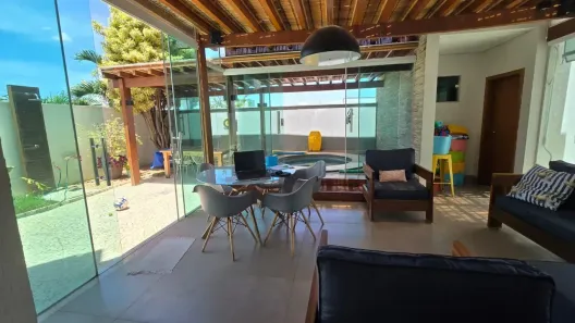 Casa de Condomínio com 4 Quartos à venda, 237m² no Aclimação, Uberlândia