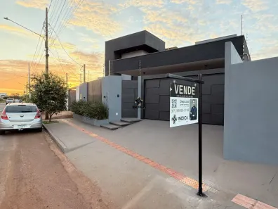 Casa com 3 Quartos à venda, 327m² no Vila Santa Catarina, Dourados