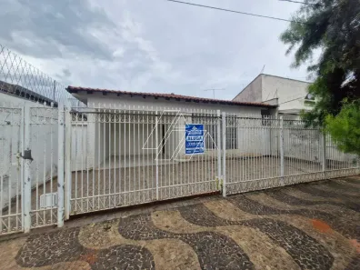 Casa com 3 Quartos para alugar, 200m² no Jardim Maria Izabel, Marília
