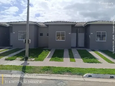 Casa com 2 Quartos à venda, 100m² no Três Vendas, Pelotas