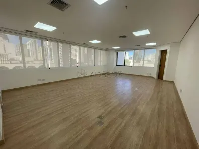 Sala Comercial para venda ou aluguel, 75m² no Itaim Bibi, São Paulo