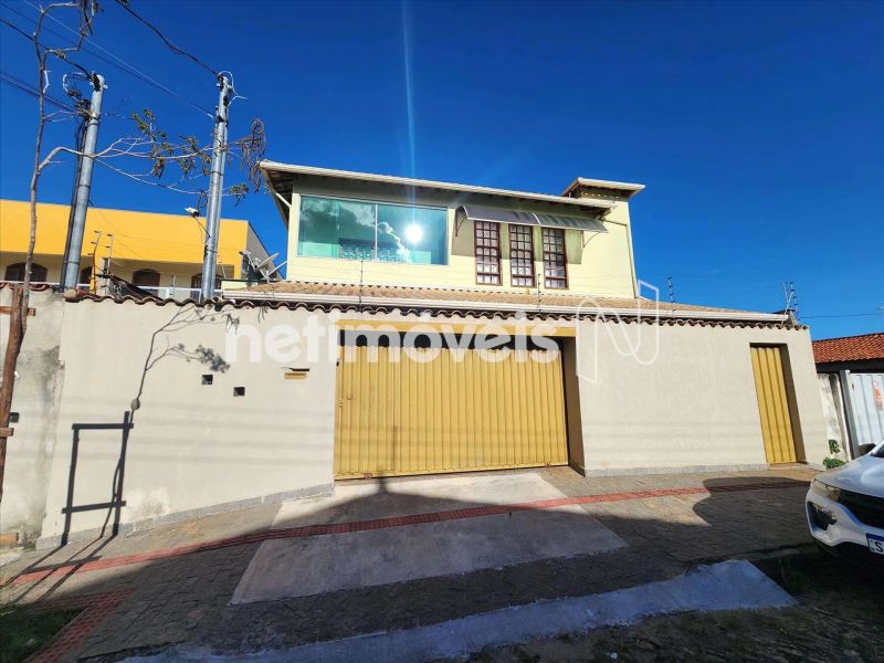 Casa com 6 quartos — Dom Joaquim, Belo Horizonte