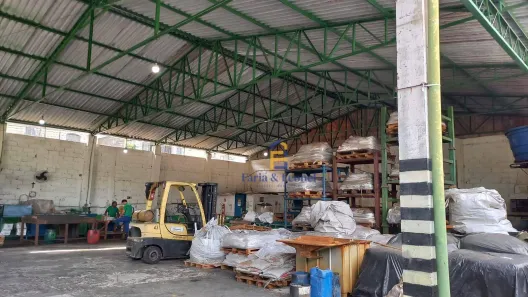 Galpão/Depósito/Armazém à venda, 550m² no Nova Era, Juiz de Fora