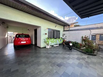Casa com 3 Quartos à venda, 230m² no Vila Cordenonsi, Americana