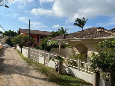 Casa com 3 Quartos à venda, 105m² no Pântano do Sul, Florianópolis