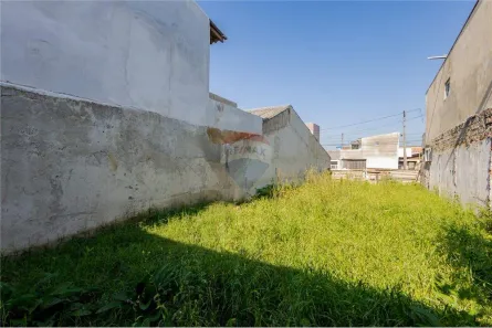 Lote/Terreno à venda, 126m² no Uberaba, Curitiba