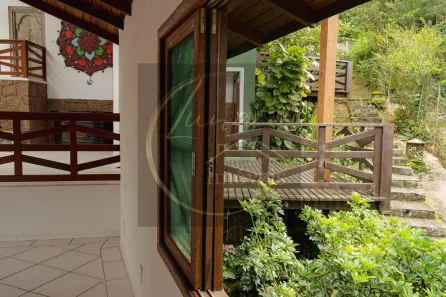 Casa com 4 Quartos à venda, 200m² no Rio Tavares, Florianópolis