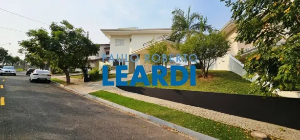 Casa de Condomínio com 3 Quartos para alugar, 187m² no Lenheiro, Valinhos