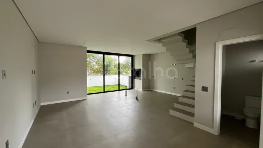 Casa de Condomínio com 4 Quartos à venda, 200m² no Beira Rio, Biguaçu