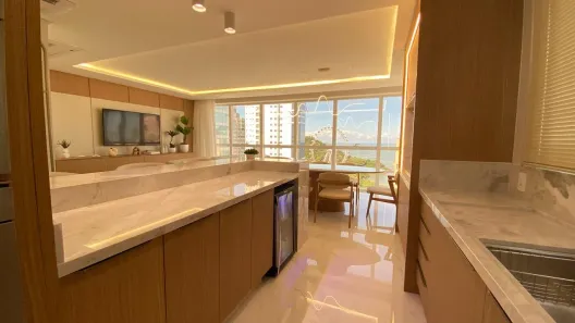 Apartamento com 4 Quartos para alugar, 161m² no Pioneiros, Balneário Camboriú