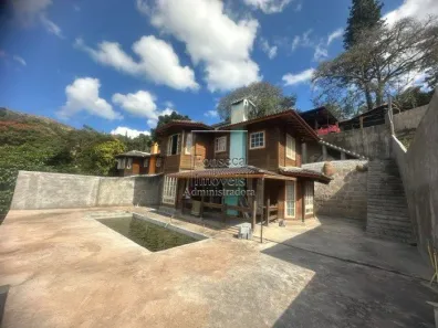 Casa com 2 Quartos à venda, 200m² no Bonsucesso, Petrópolis
