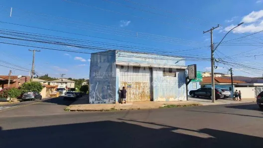 Galpão/Depósito/Armazém para alugar, 230m² no Vila Costa do Sol, São Carlos