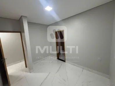 Casa com 3 Quartos à venda, 230m² no Cidade Jardim, Uberlândia