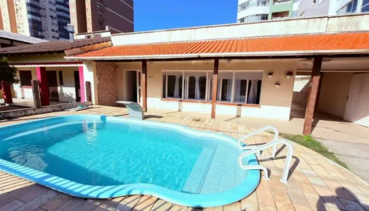 Casa com 4 Quartos à venda, 229m² no Centro, Tramandaí