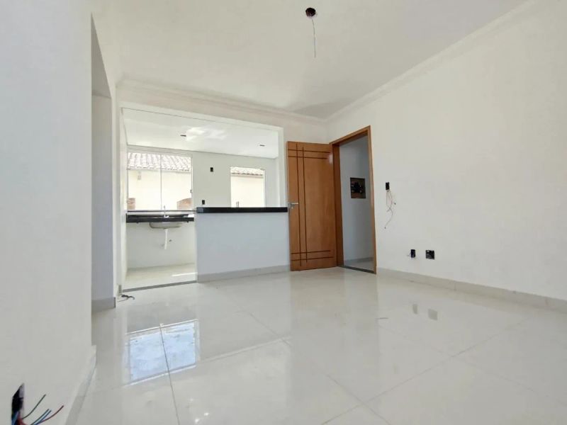 Apartamento com 2 quartos — Santa Mônica, Belo Horizonte