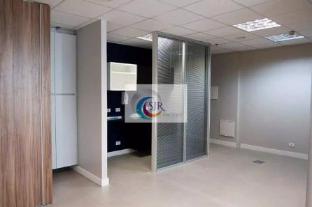 Sala Comercial à venda, 126m² no Vila Gertrudes, São Paulo