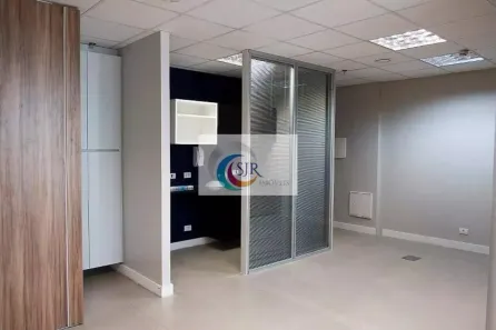 Sala Comercial à venda, 126m² no Vila Gertrudes, São Paulo