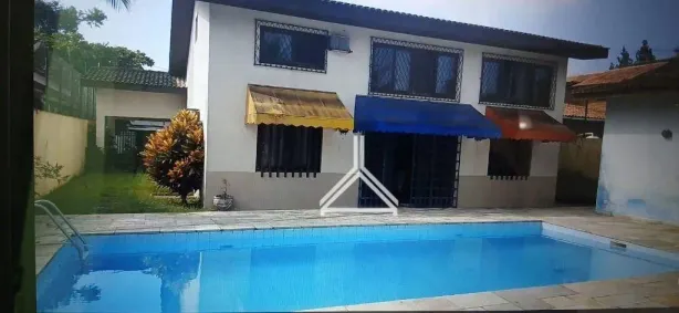 Casa com 3 Quartos à venda, 242m² no Jardim Virgínia, Guarujá