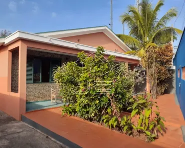 Fazenda/Sítio com 4 Quartos à venda, 300m² no Parque Maria Helena, Campinas