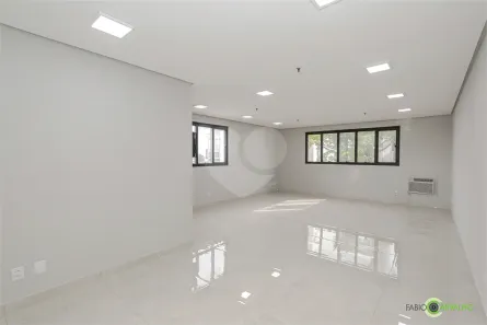 Sala Comercial para venda ou aluguel, 53m² no Auxiliadora, Porto Alegre
