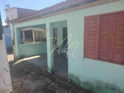 Casa com 4 Quartos à venda, 300m² no Olivença, Ilhéus