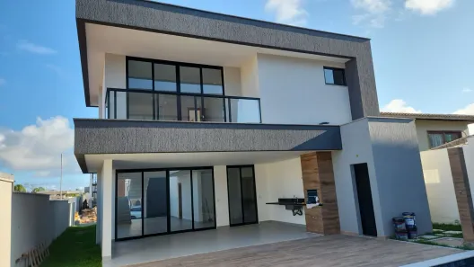Casa com 4 Quartos à venda, 245m² no Buraquinho, Lauro de Freitas