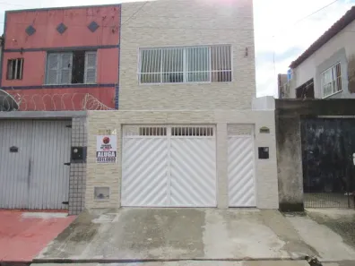 Casa com 3 Quartos para alugar, 183m² no Álvaro Weyne, Fortaleza