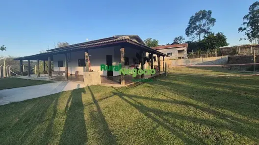 Fazenda/Sítio com 2 Quartos à venda, 1500m² no Centro, Lorena